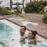 מלון Seehotel Jaegerwirt 4*