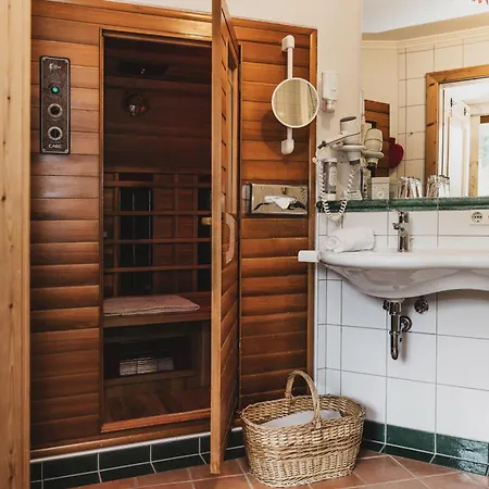 Seehotel Jaegerwirt Ξενοδοχείο 4*