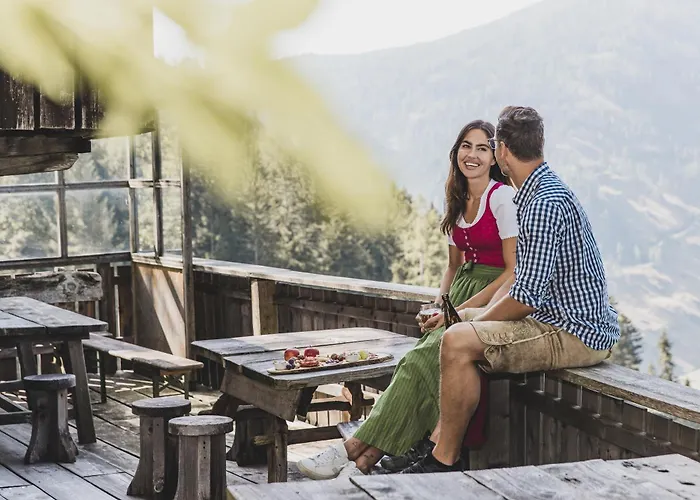 Seehotel Jaegerwirt Hotel