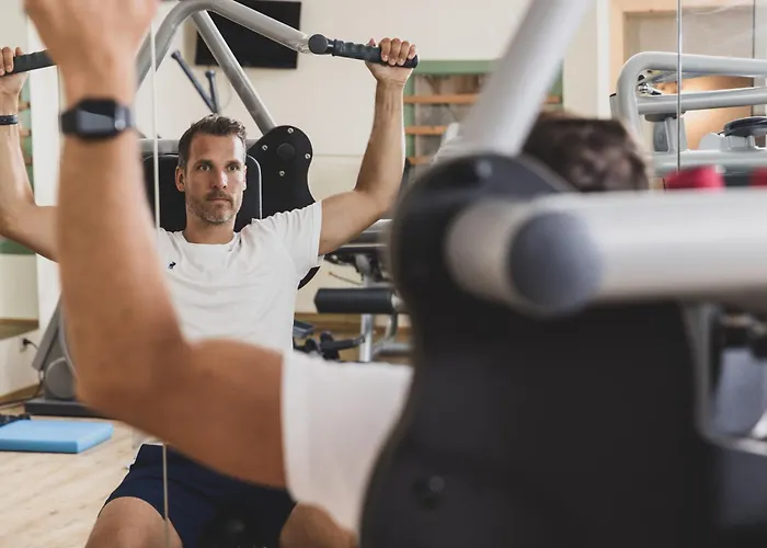 Seehotel Jaegerwirt 4*