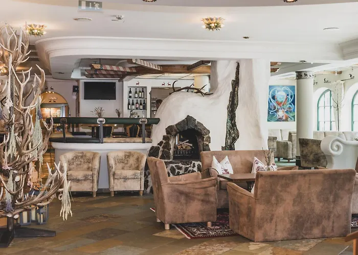 Seehotel Jaegerwirt Hotel