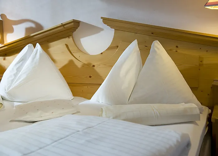 Seehotel Jaegerwirt 4*